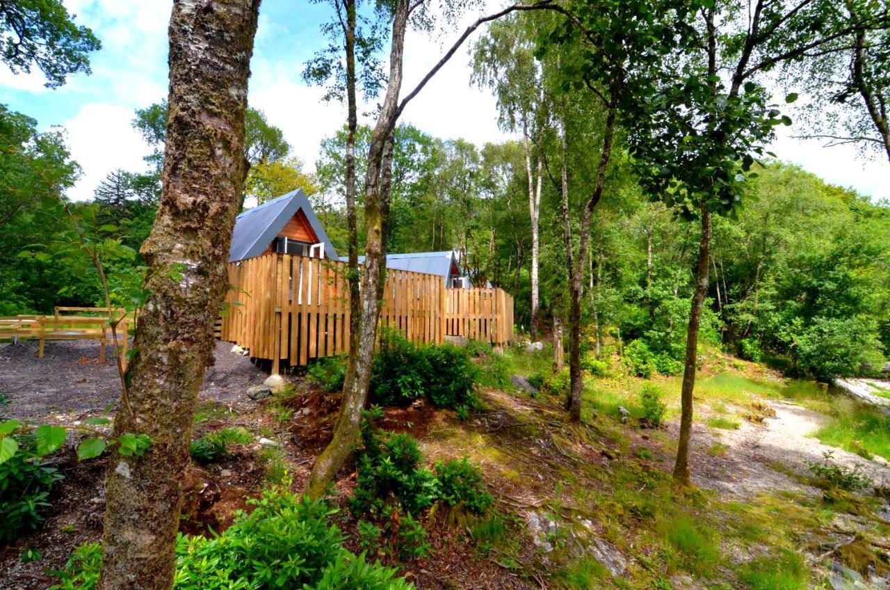 Glenfinnan Retreats, Ash Cabin ภายนอก รูปภาพ